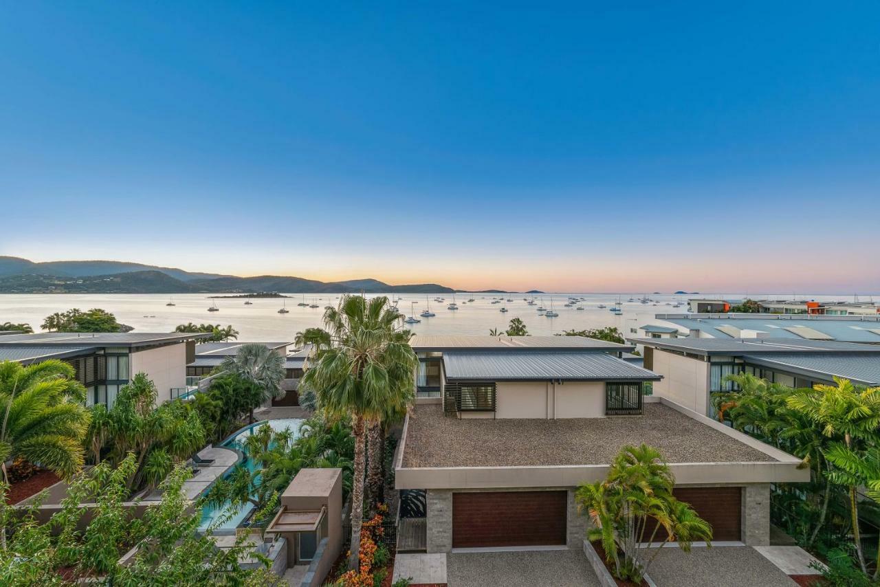 Executive On Whisper Bay - Cannonvale Airlie Beach Exterior foto